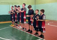 Команда баскетболистов Иваново-Эсинской школы вышла в финал соревнований школьной баскетбольной лиги "КЭС-БАСКЕТ".